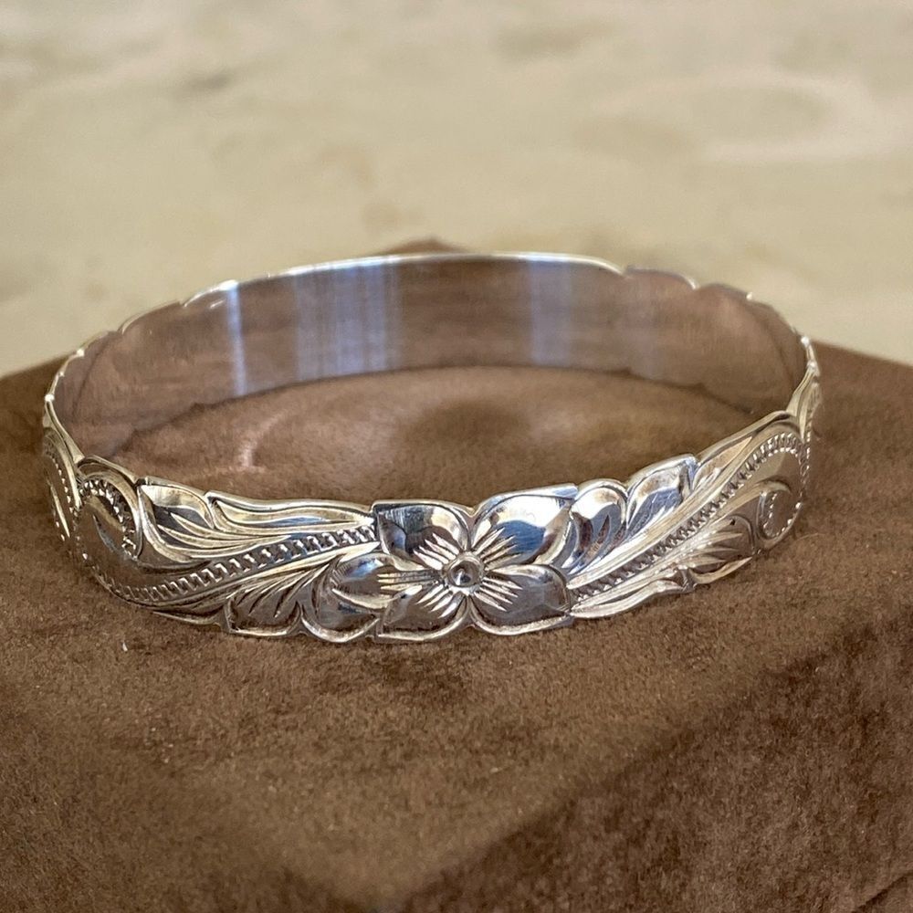 Vintage Hawaiian 925 Sterling Silver Kuuipo Floral Carved Etched Bangle Bracelet
